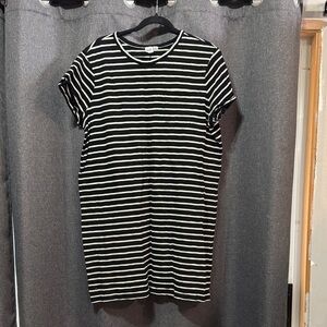 GAP Black and White Striped dress